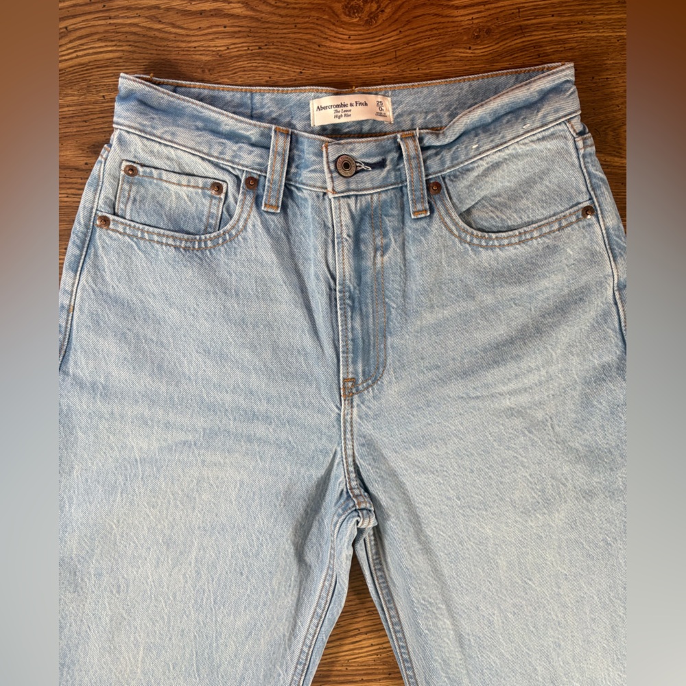 NWT Abercrombie & Fitch The Loose High-Rise Straight Leg Jeans Size 25/0 - Picture 5 of 11
